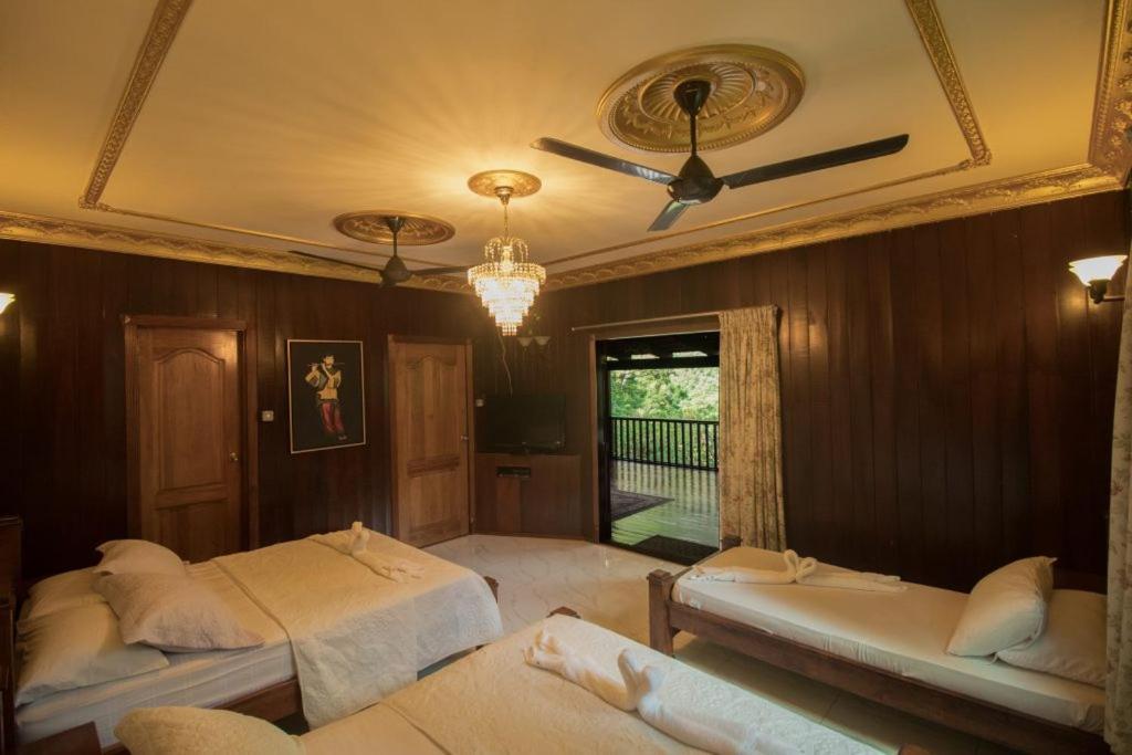 De Serenity - Exclusive Jungle Retreat Серембан Екстериор снимка
