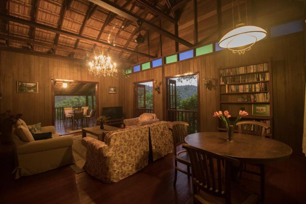 De Serenity - Exclusive Jungle Retreat Серембан Стая снимка