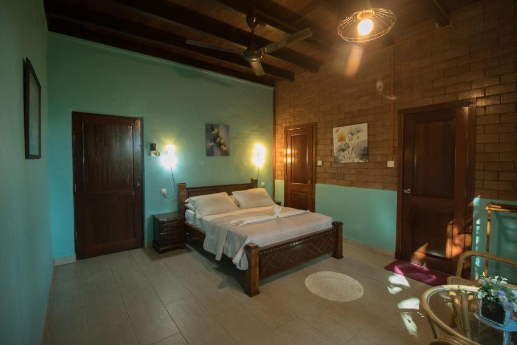 De Serenity - Exclusive Jungle Retreat Серембан Стая снимка