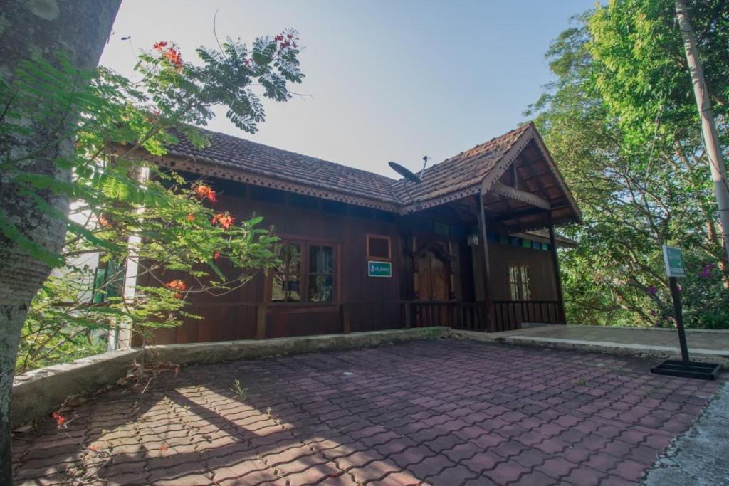 De Serenity - Exclusive Jungle Retreat Серембан Стая снимка