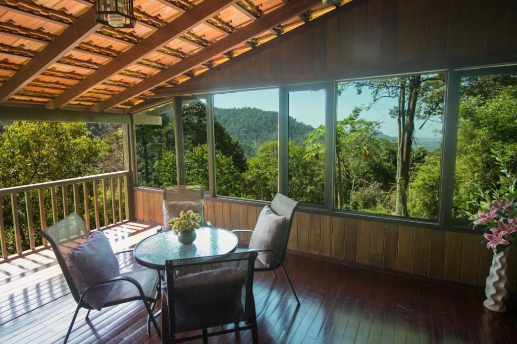 De Serenity - Exclusive Jungle Retreat Серембан Стая снимка